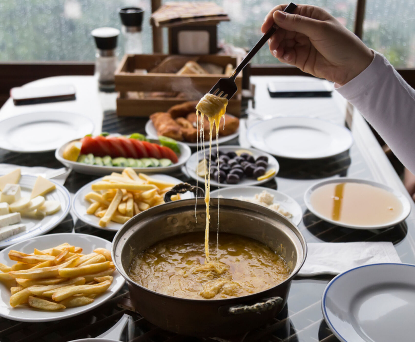 UÇAKLI VAN KARS KARADENİZ BATUM  TURU