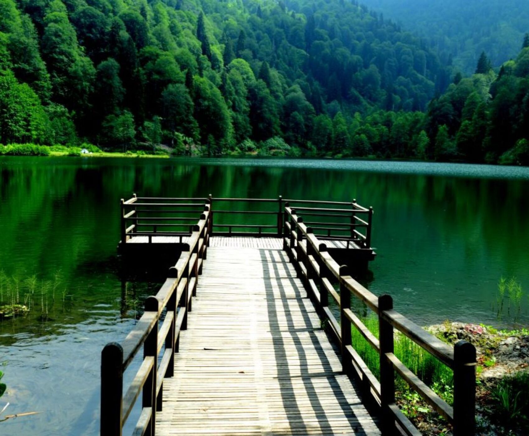 UÇAKLI VAN KARS KARADENİZ BATUM  TURU