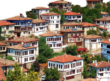 UÇAKLI BAŞTAN BAŞA BATI KARADENİZ TURU