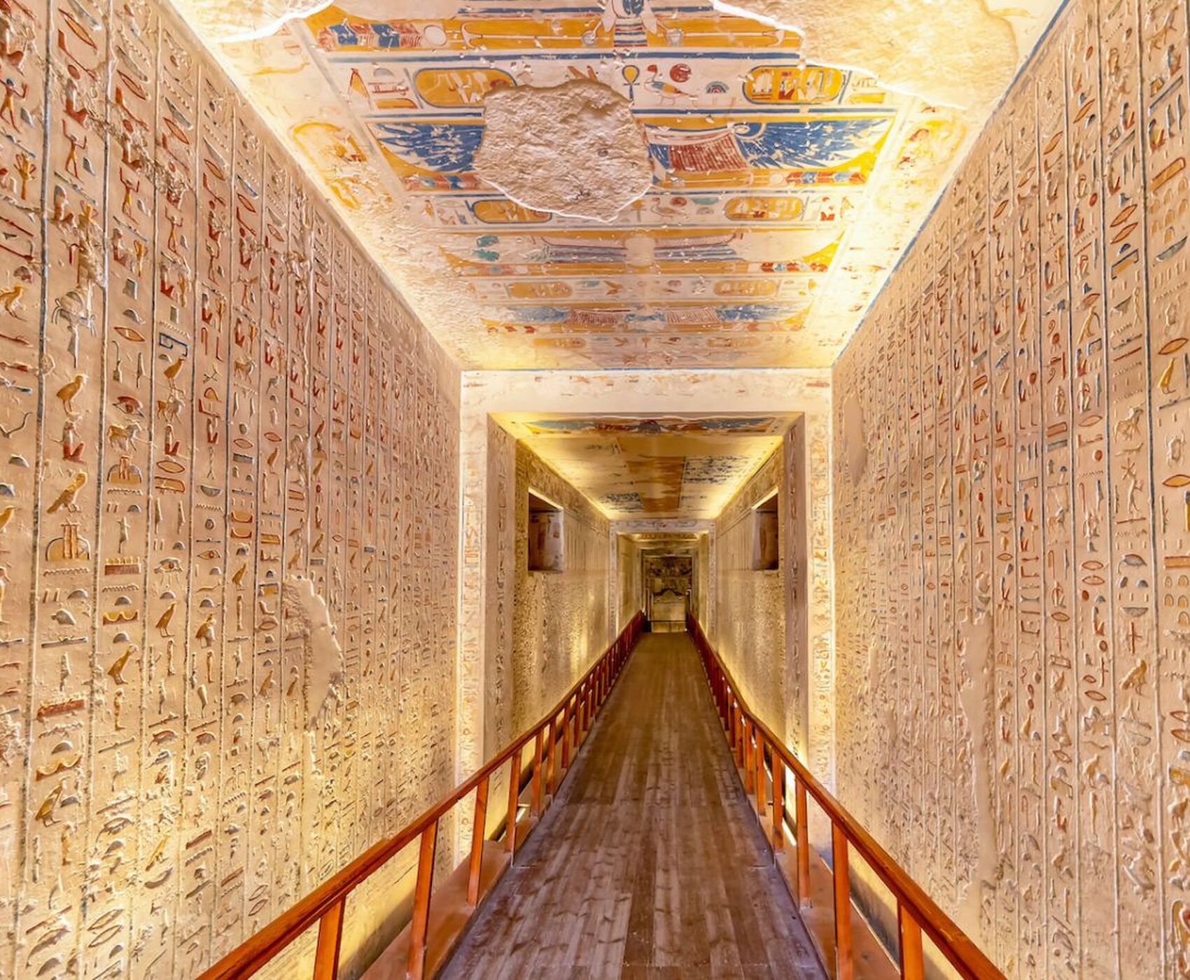 İSTANBUL ÇIKIŞLI HERŞEY DAHİL BAŞTAN BAŞA MISIR  HURGADA LUXOR ASWAN KAHİRE SHARM EL SHEİKH