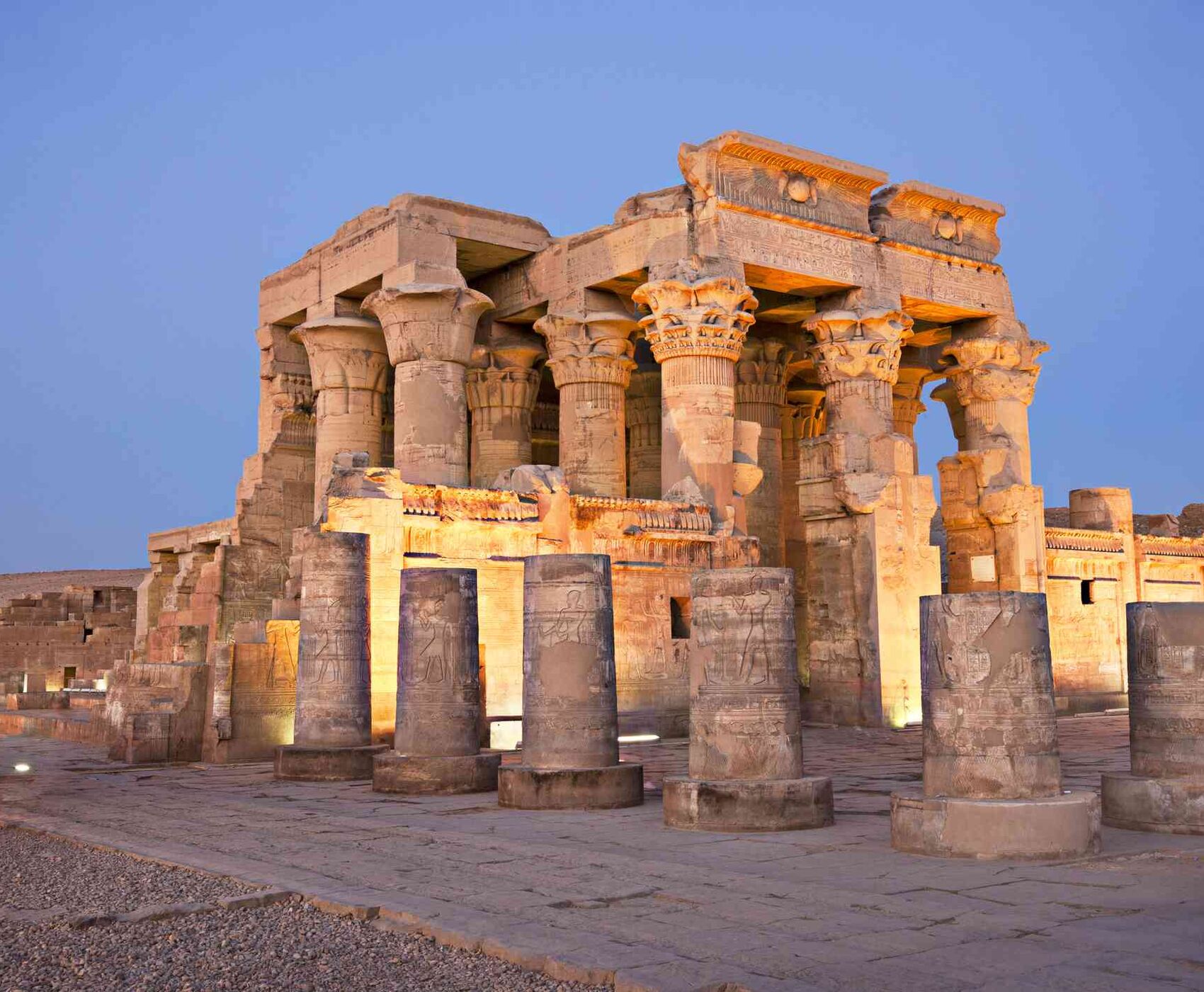 İSTANBUL ÇIKIŞLI NİL CRUİSE GEMİSİ İLE GİZEMLİ MISIR KAHİRE & PİRAMİTLER & ASWAN & LUXOR & TAPINAKLAR & HURGADA