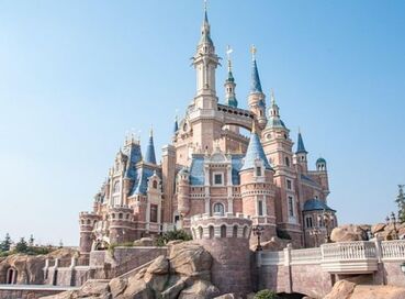 İzmir Çıkışlı Bayrama Özel Paris & Disneyland Turu