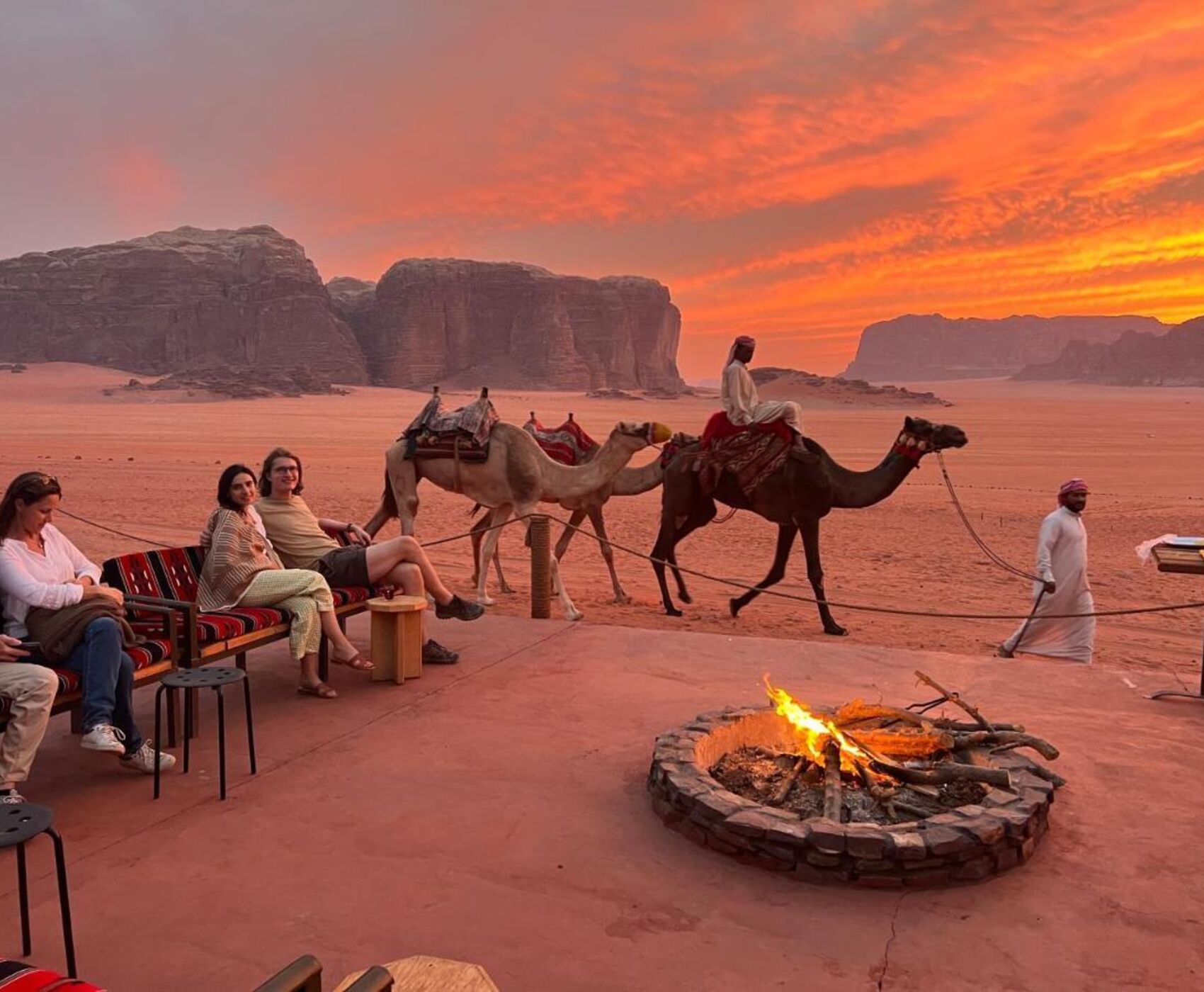 ANKARA ÇIKIŞLI VİZESİZ HER ŞEY DAHİL BAŞTAN BAŞA ÜRDÜN KEŞİF TURU