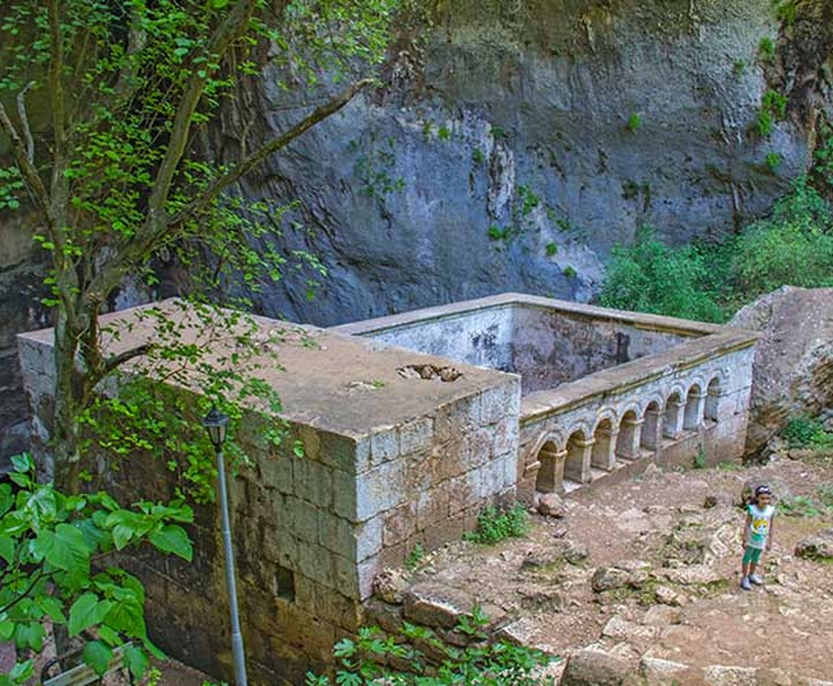 UÇAKLI  MARDİN - MİDYAT TURU
