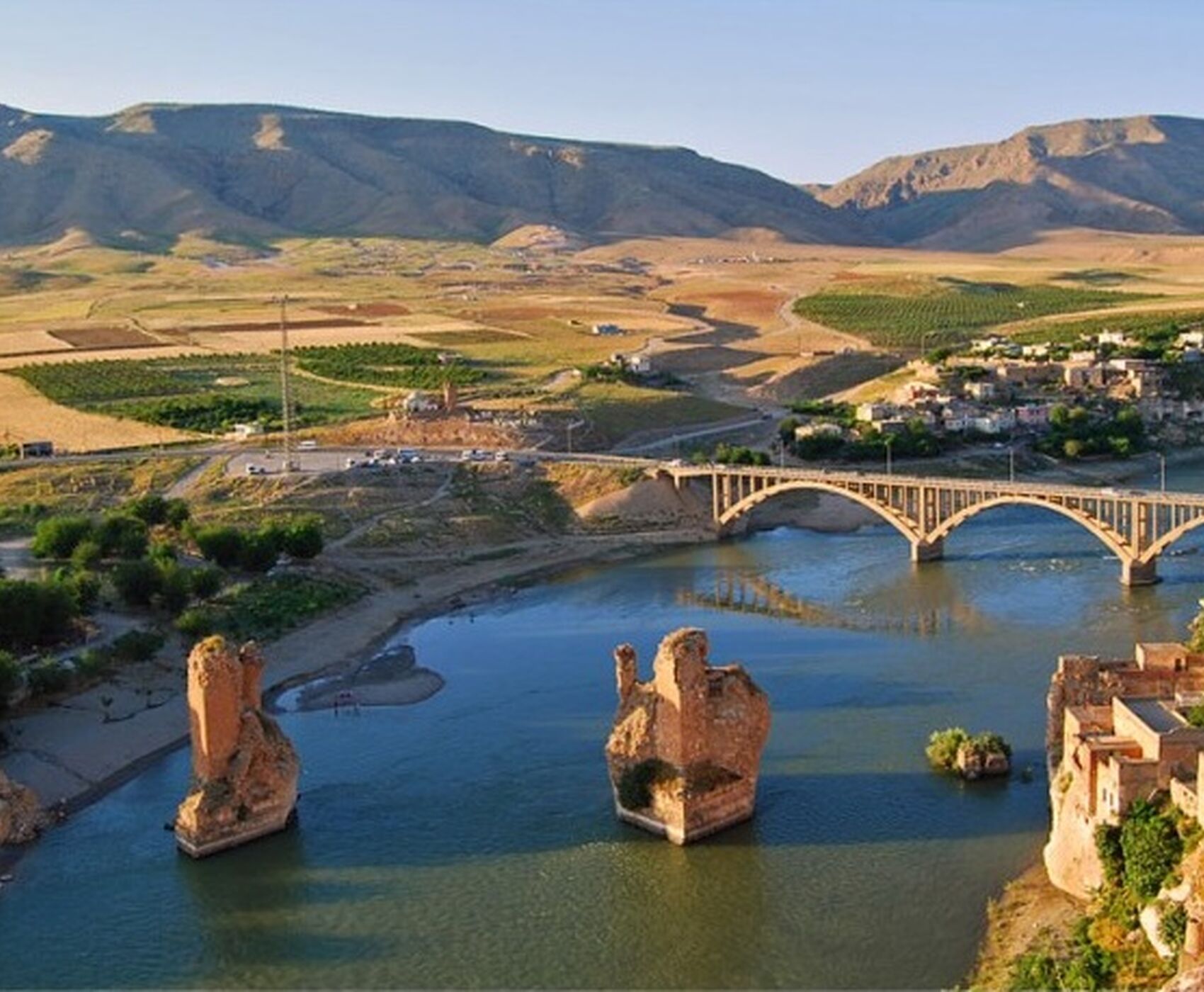 UÇAKLI  MARDİN - MİDYAT TURU