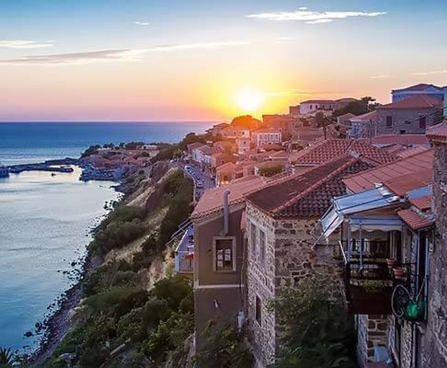 İZMİR DİKİLİ ÇIKIŞLI MİDİLLİ TURU 2 GECE 3 GÜN