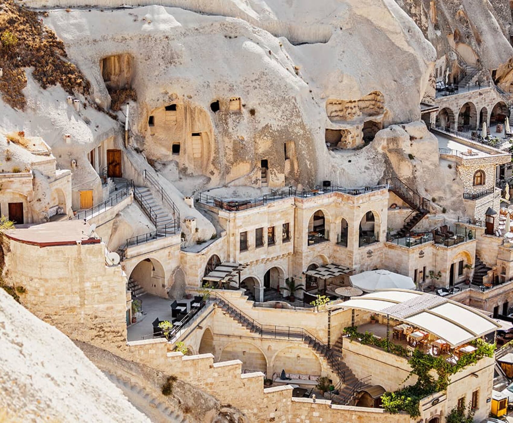 (KAPADOKYA) جولة  في  مدينة  كابادوكيا  ليلثان  وثلات  أيام 